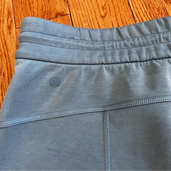 Lululemon softstreme high rise short 4size 14 - Picture 5 of 9